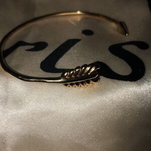 Stella & Dot Dainty GOLD Gilded Arrow & Bow Open Cuff Adjustable Bracelet